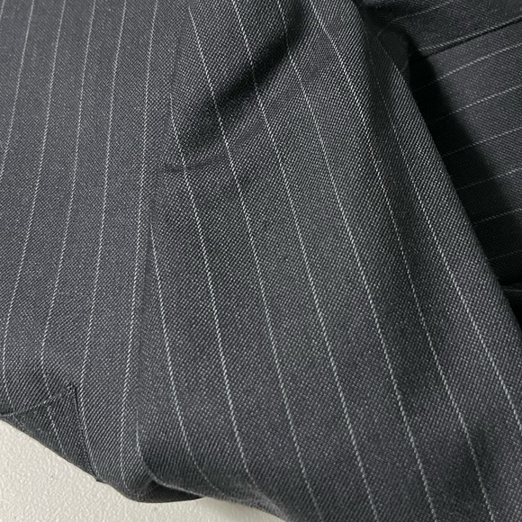 dolce & Gabbana Women pinstripe slim-cut buttoned blazer - Picture 14 of 14